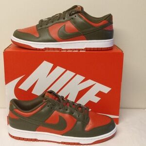 Nike Dunk Low Retro BTTYS /MYSTIC RED-CARGO KHAKI /11.5M=13W /DV0833600